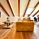 Brand New Centre Apartment 2